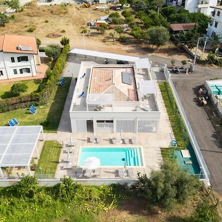 Essenza Mediterranea 4*