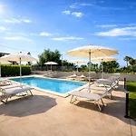 Bed & Breakfast Essenza Mediterranea 4*