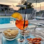 Essenza Mediterranea Bed & Breakfast 4*