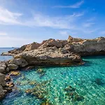 Essenza Mediterranea ベッド・アンド・ブレックファスト 4*