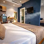 Bed & Breakfast Essenza Mediterranea 4*