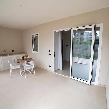 Oda ve Kahvaltı Essenza Mediterranea 4*