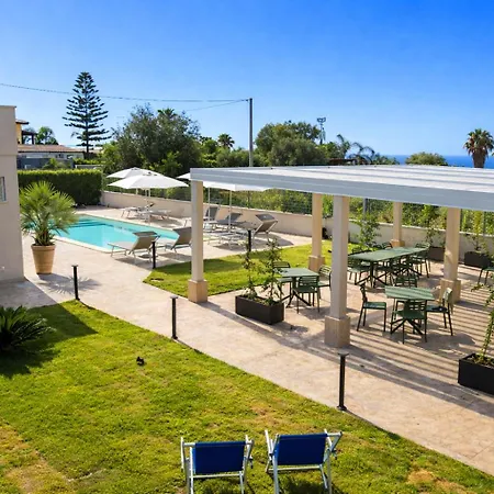 Essenza Mediterranea Bed & Breakfast