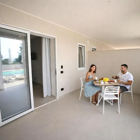 Oda ve Kahvaltı Essenza Mediterranea Tropea