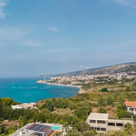 Oda ve Kahvaltı Essenza Mediterranea 4*