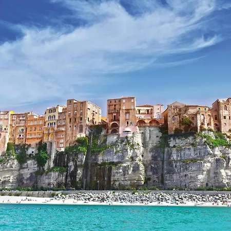 Essenza Mediterranea فندق مبيت وإفطار تروبيا