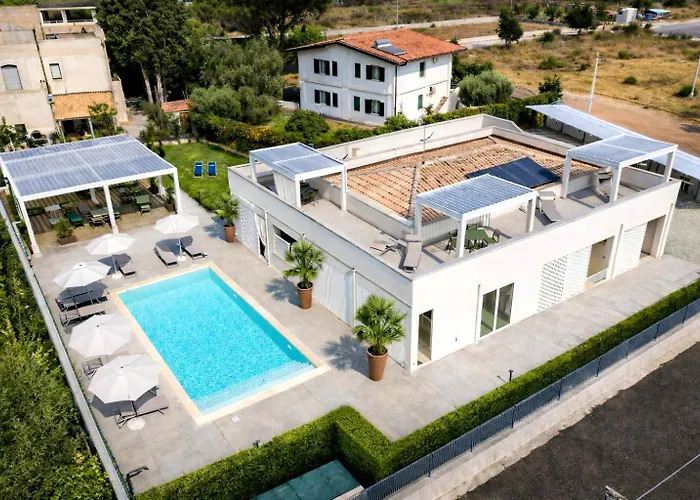 Essenza Mediterranea 4* تروبيا