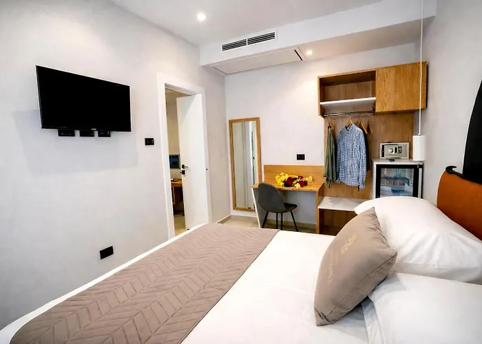 Essenza Mediterranea تروبيا