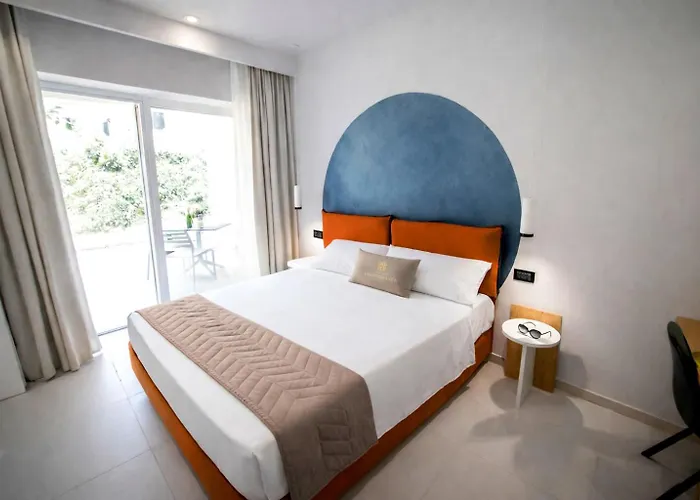 Essenza Mediterranea