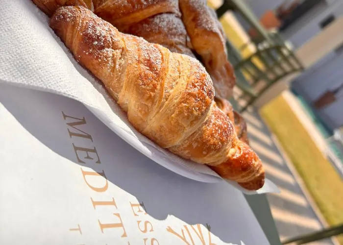 Essenza Mediterranea تروبيا